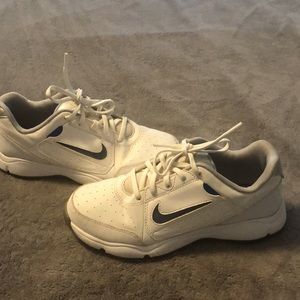 Like New Nike Youth Golf Shoes